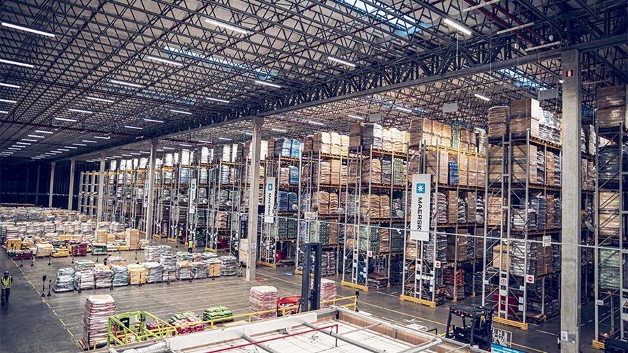 A view of a distribution warehouse for ecommerce businesses.